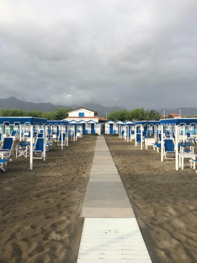Versilia Apartment Forte dei Marmi Luaran gambar